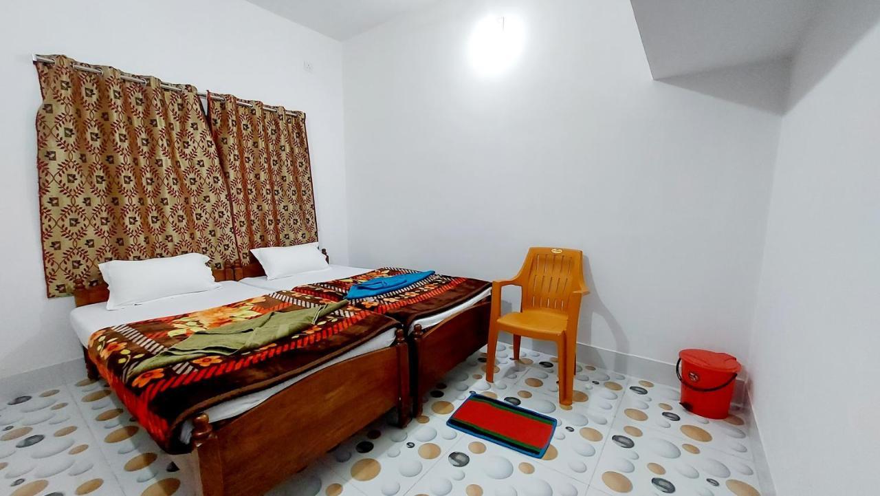Nilam Guest House Bodh Gaya Exterior photo