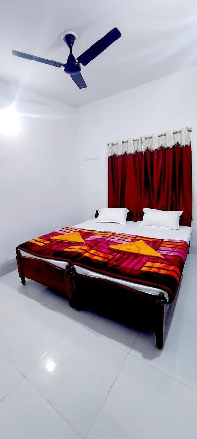 Nilam Guest House Bodh Gaya Exterior photo